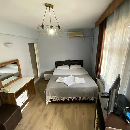 Feyzan Aparthotel *